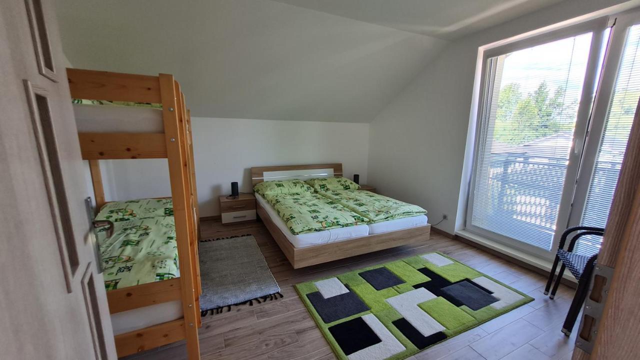 Kajula Apartman Bešeňová Kültér fotó