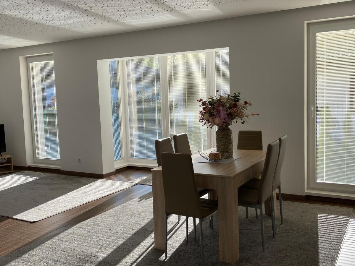 Kajula Apartman Bešeňová Kültér fotó